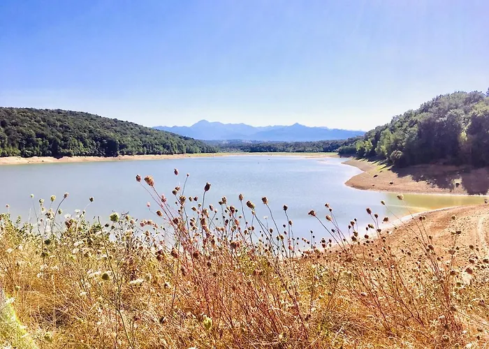 Pyrene Holidays - Spacieux Et Familial - Voyage Et Cure Thermale A De Bigorre 바네르드비고르