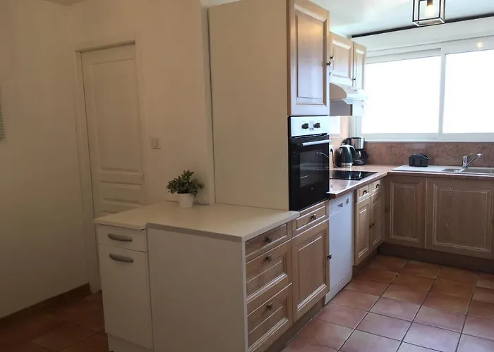 아파트 Pyrene Holidays - Spacieux Et Familial - Voyage Et Cure Thermale A De Bigorre 바네르드비고르