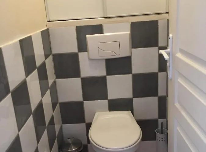 Pyrene Holidays - Spacieux Et Familial - Voyage Et Cure Thermale A De Bigorre 바네르드비고르