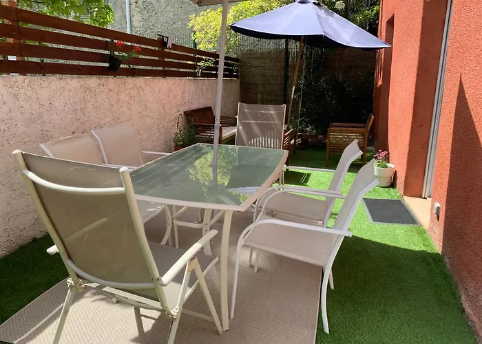 Pyrene Holidays - Spacieux Et Familial - Voyage Et Cure Thermale A De Bigorre