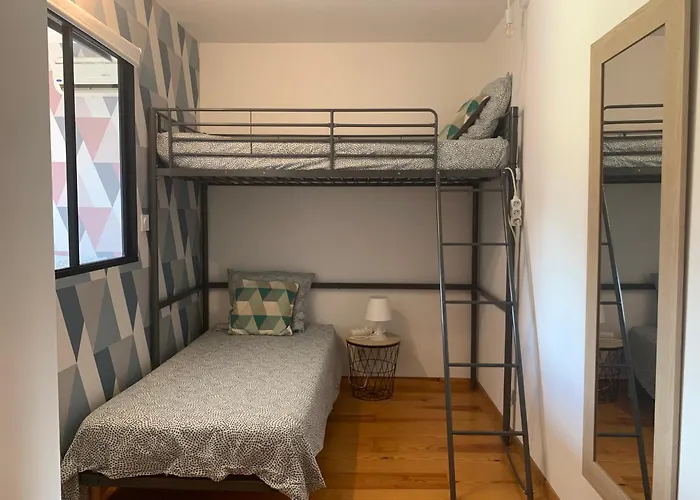 Pyrene Holidays - Spacieux Et Familial - Voyage Et Cure Thermale A De Bigorre 아파트