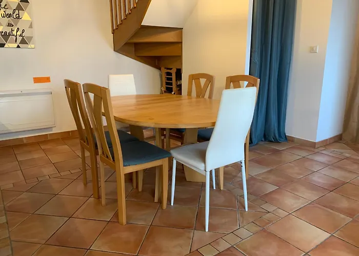 Pyrene Holidays - Spacieux Et Familial - Voyage Et Cure Thermale A De Bigorre *